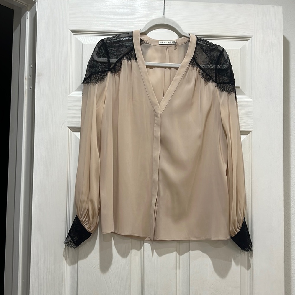 Alice & Olivia